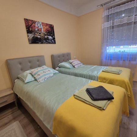 Szahara Vendeghaz Apartment Kerekegyhaza Luaran gambar