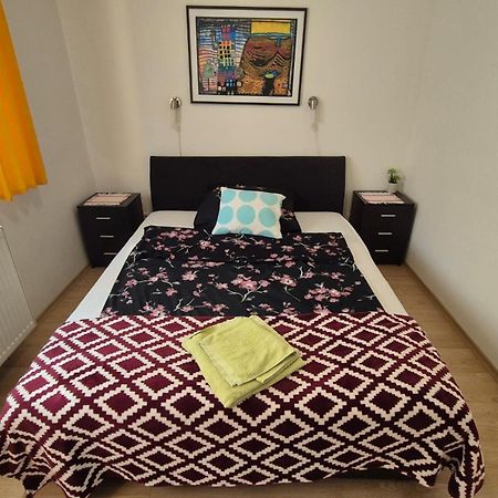 Szahara Vendeghaz Apartment Kerekegyhaza Luaran gambar