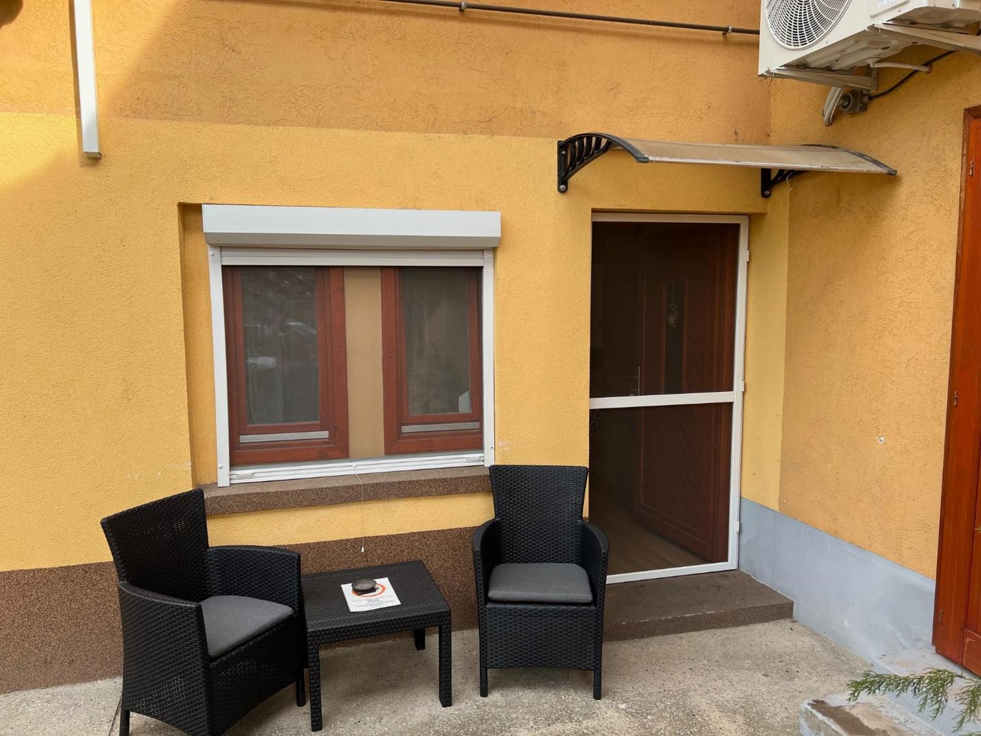 Szahara Vendeghaz Apartment Kerekegyhaza Luaran gambar